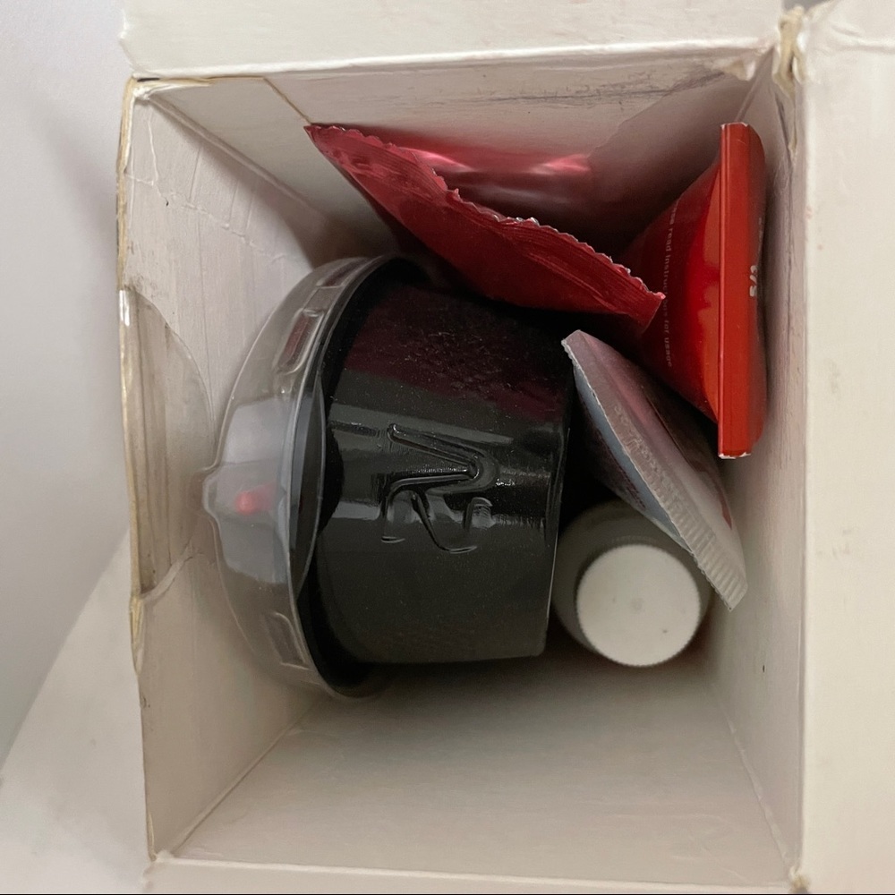 Vidal Sassoon Salonist Hair Treats Roots Kit 5/1 Medium Cool Brown - Picture 5 of 5